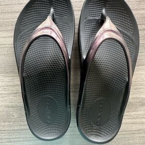 Women’s OOFOS Sandals